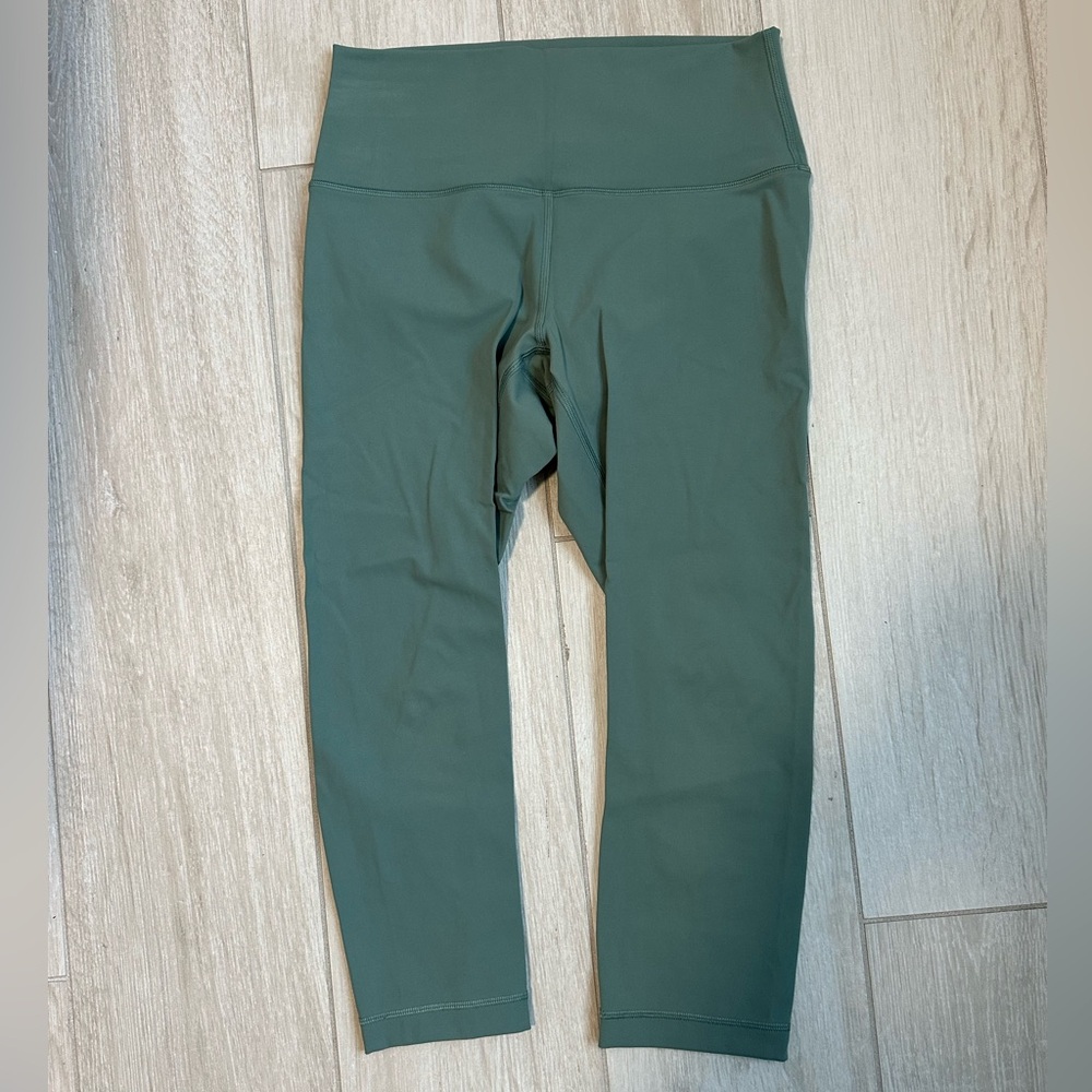 lululemon cropped leggings